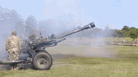 美军M119型105毫米榴弹炮