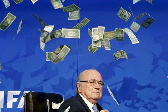 国际足联为什么不愿得罪卡塔尔?球迷:有钱真的