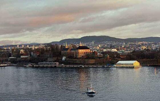 全球10大消费最高的城市,中国香港排第二,新加