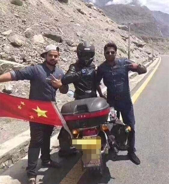 巴铁兄弟有多铁?中国小伙巴基斯坦自驾游,被士