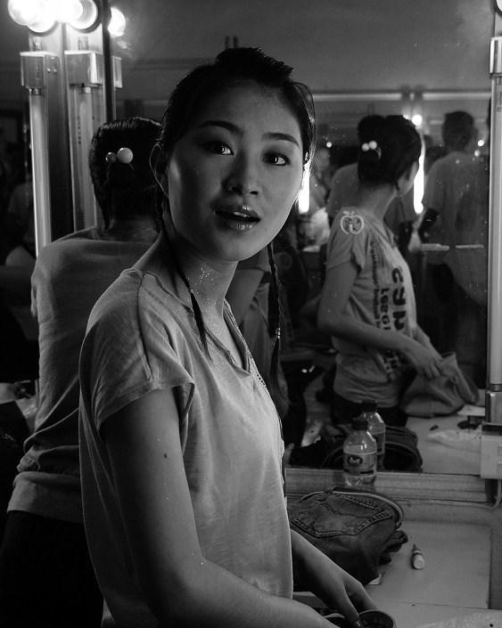 杭州一舞台后化妆间的女孩们