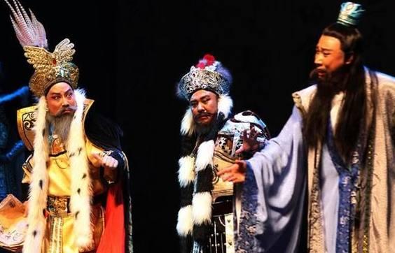 世上是否真的有龙这种生物存在?真实史料记载,辽太祖曾射下巨龙