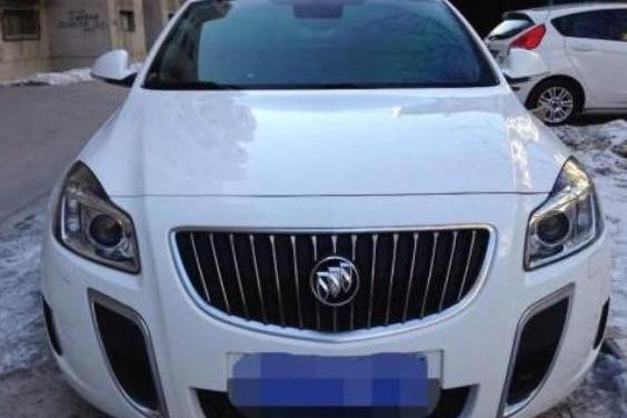 小伙24万买来别克君威, 朋友看车尾贴图笑称: 我知道你是北京人