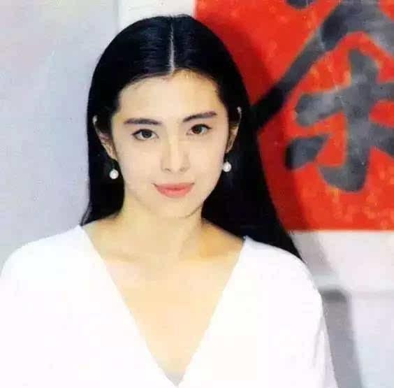 最受韩国人喜欢的六大中国明星，成龙排第三，第一无可争议！