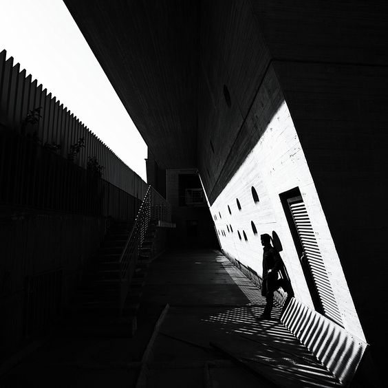 建筑· 光影 · 艺术,摄影师 serge najjar