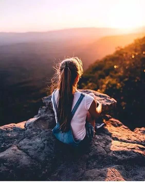 人生最大的勇敢之一,就是经历欺骗和伤害之后,还能保持信任和爱的能力