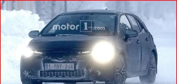 丰田推出两厢版车型，配置不输思域，空间比肩朗逸，大众Polo慌了