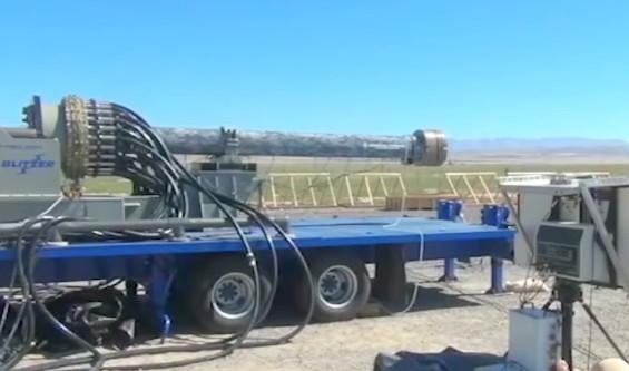 电磁炮到底有多厉害?实验速度高达2.5公里每秒