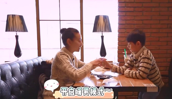 “激吻门”后王大治再婚喜当爹，网友：潘粤明也该和董洁“复婚”