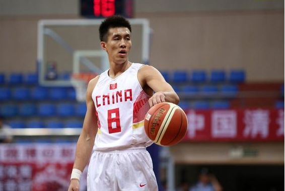 中国男篮现役球员,哪五个人组一队,能跟NBA最