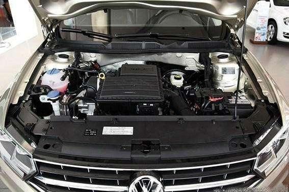 4S店捡漏！大众宝来库存车比新车便宜5万，除轮胎老化外其它完美