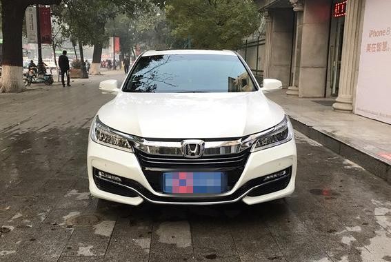 忘不掉的颜值，9.5代雅阁前脸霸气车尾丰满，这才是本田freestyle