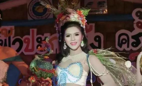 变身大美女，泰国大学生变性的心路历程