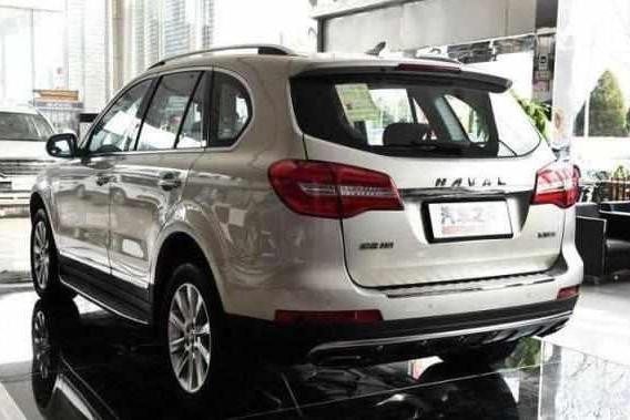 有不输汉兰达的霸气，全景天窗2.0T配四驱驱动的哈弗H8仅售18万