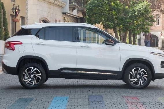 宝骏510卸下“马头”车标，网友：新车标眼熟，帅出新边际！