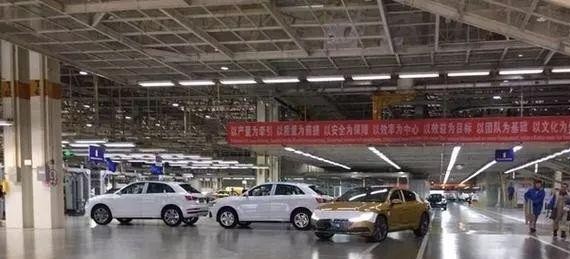 新一代大众CC国产版下线！苦难辉煌的一汽大众4S店好日子来了！