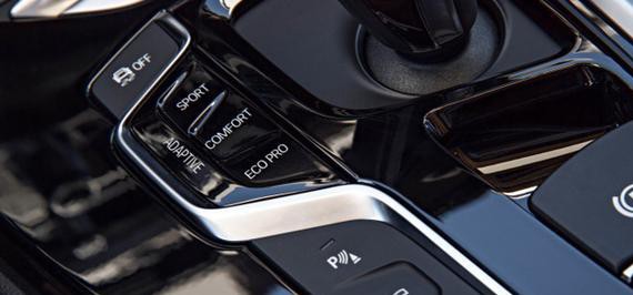 宝马X3与其他宝马系列相比，它的优势在什么地方？