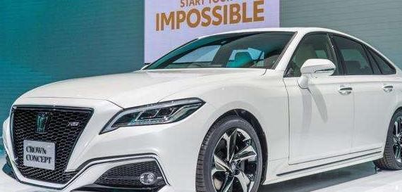 皇冠第15代车霸气来袭，能否把往日的荣耀争回来？