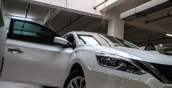 老爸硬是让我买大众车, 见我买了这车, 也不得不服气了