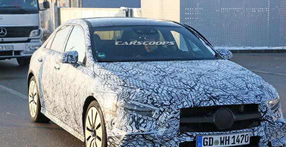 曝梅赛德斯AMG A35三厢版谍照 搭48V混动/剑指奥迪S3