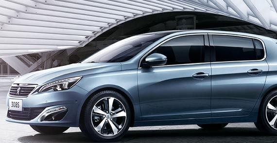 标致308s，科技感十足，操控性很好，售价11.27万元起