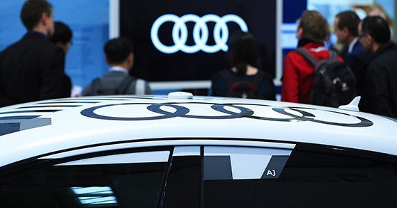 豪车三强2017年在华“争霸赛”定局：奥迪、奔驰各夺榜首