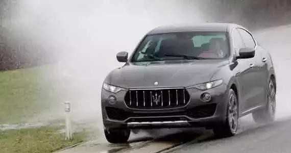 能比保时捷卡宴更骚的，除了它也没谁了！