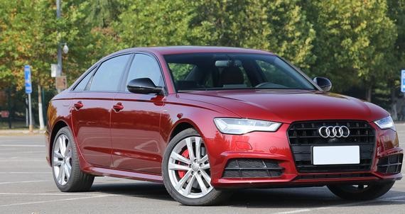 奥迪A6L德系主流车型，商务家用两不误
