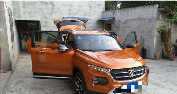 大山里的小伙提宝骏510，使用一段时间后，小伙说真心伤不起