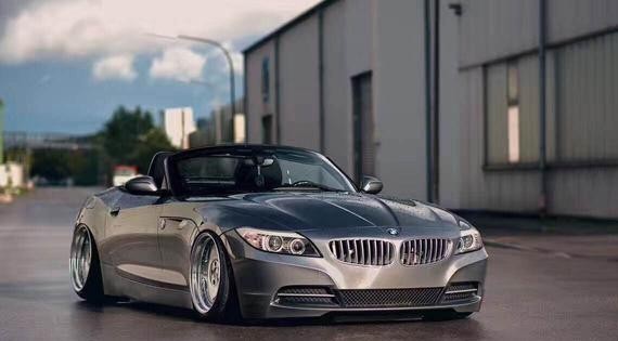 改装车视觉享受 宝马Z4改装气动避震低姿态重新定义低趴美学