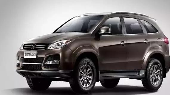 外可越野内可接娃，自主硬派SUV驭胜S350与哈弗H5对比