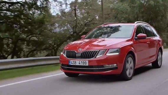 后悔买了SUV，原来旅行版轿车不仅便宜，而且后备箱能睡两个人