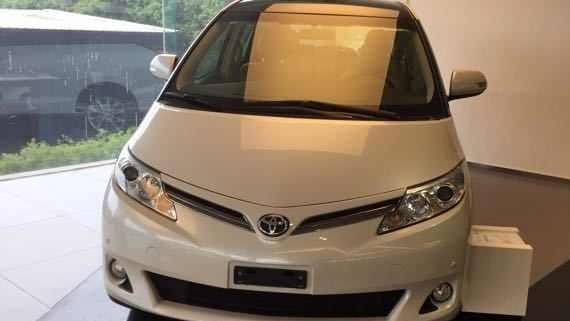 17款进口丰田大霸王现车35.6万 豪华外观内饰实拍