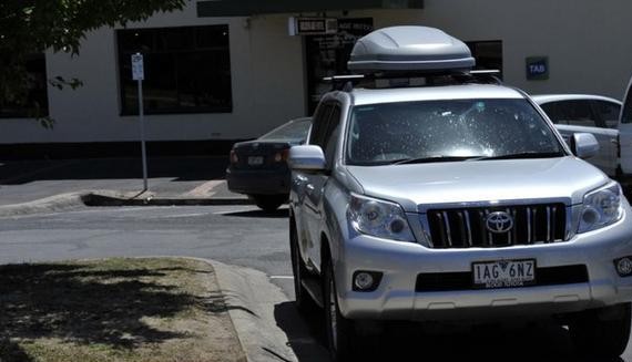 2013款3.0T柴油霸道开了半个澳州，这款车越野真的可以买