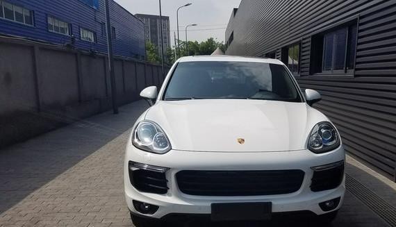 看过“欢乐颂”花103万入手保时捷卡宴, 钥匙却成了儿子的玩具