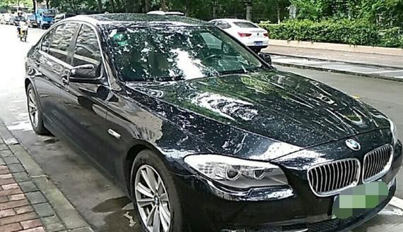 新车53万，现在只要24万！宝马5系上下班 商务接待，回老家倍有面