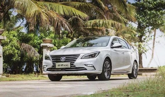 年底买车，再等一等睿骋CC吧，终结合资家轿暴利还看它