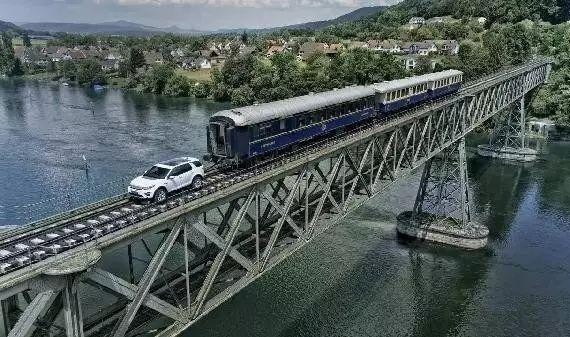 世界四大超动力轿车——拉得了火车，拖得了飞机