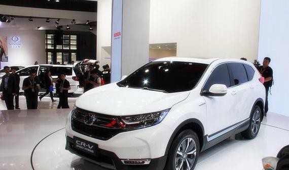 CRV也出混动版了，油耗仅4.8L，22万你买它还是宋新能源？