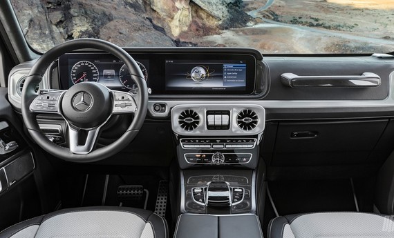 奔驰全新一代G-Class内饰官图发布，豪华感暴增