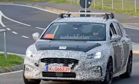 福克斯小钢炮要出旅行版了 全新福克斯ST旅行版谍照曝光