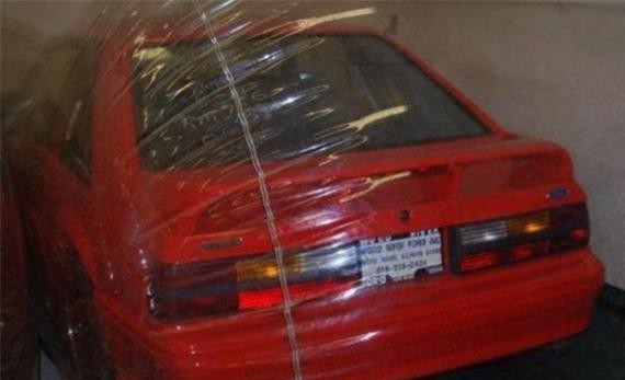 真空封存24年的福特野马，拍出95万美元高价，能换8辆法拉利！