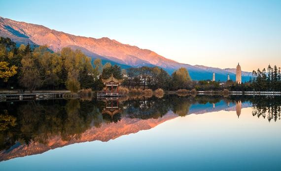 来吧，睿骋CC邀您共赏大理风情！