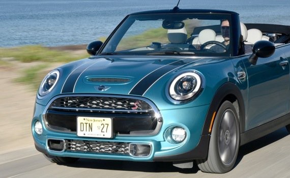 MINI三款车将亮相底特律车展 主打Cooper敞篷版