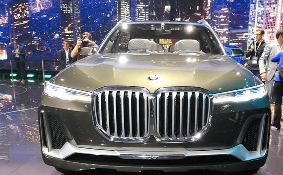 宝马发布X7，却意外撞脸这辆国产SUV，越野底盘才卖15万！