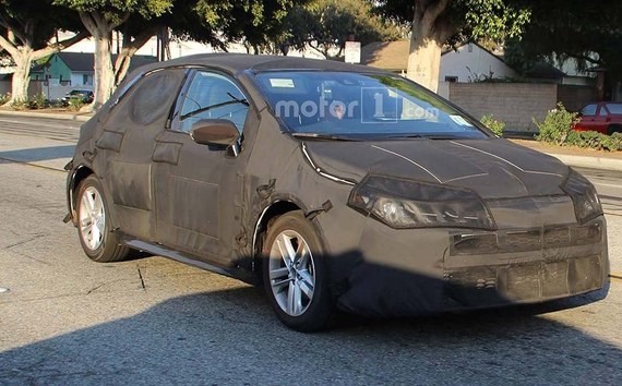 丰田全新Auris谍照曝光 或2019年初亮相