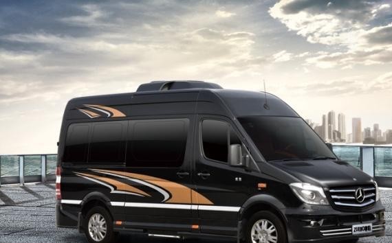 进口奔驰斯宾特7+2房车·尊铂C，超豪华移动办公室