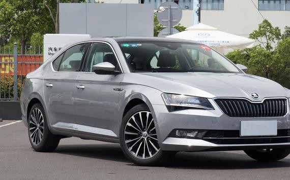 这货只卖14万性价比爆棚，还比民众帅十倍，迈腾帕萨特都看呆了