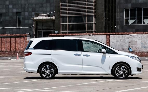 舍不得买丰田埃尔法，买辆奥德赛也是不错的