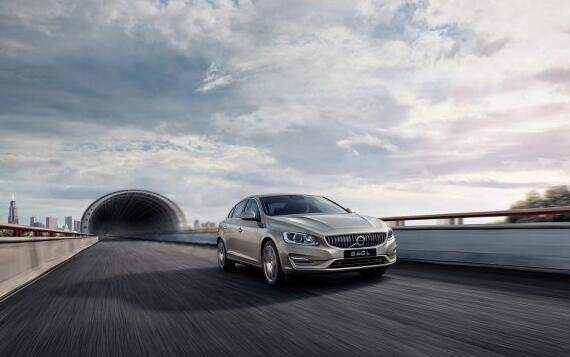 2018款沃尔沃S60L上市，表面颜值高或售27万，还买啥奥迪A4L？